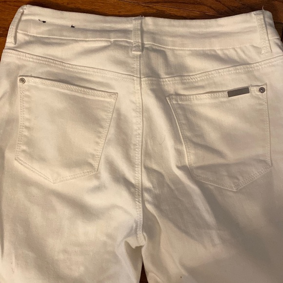 Chico’s So slimming girlfriend ankle white denim jeans w/ daisy stones reg 0/ M - Picture 5 of 13